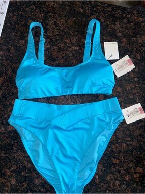 Gibson Latimer Bright Turquoise Two-Piece Bikini Set